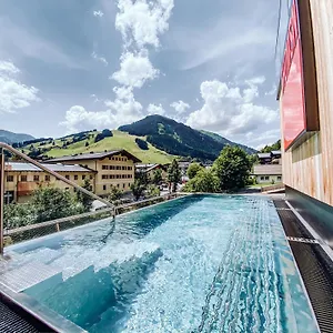 Thomsn & Aparthotel
